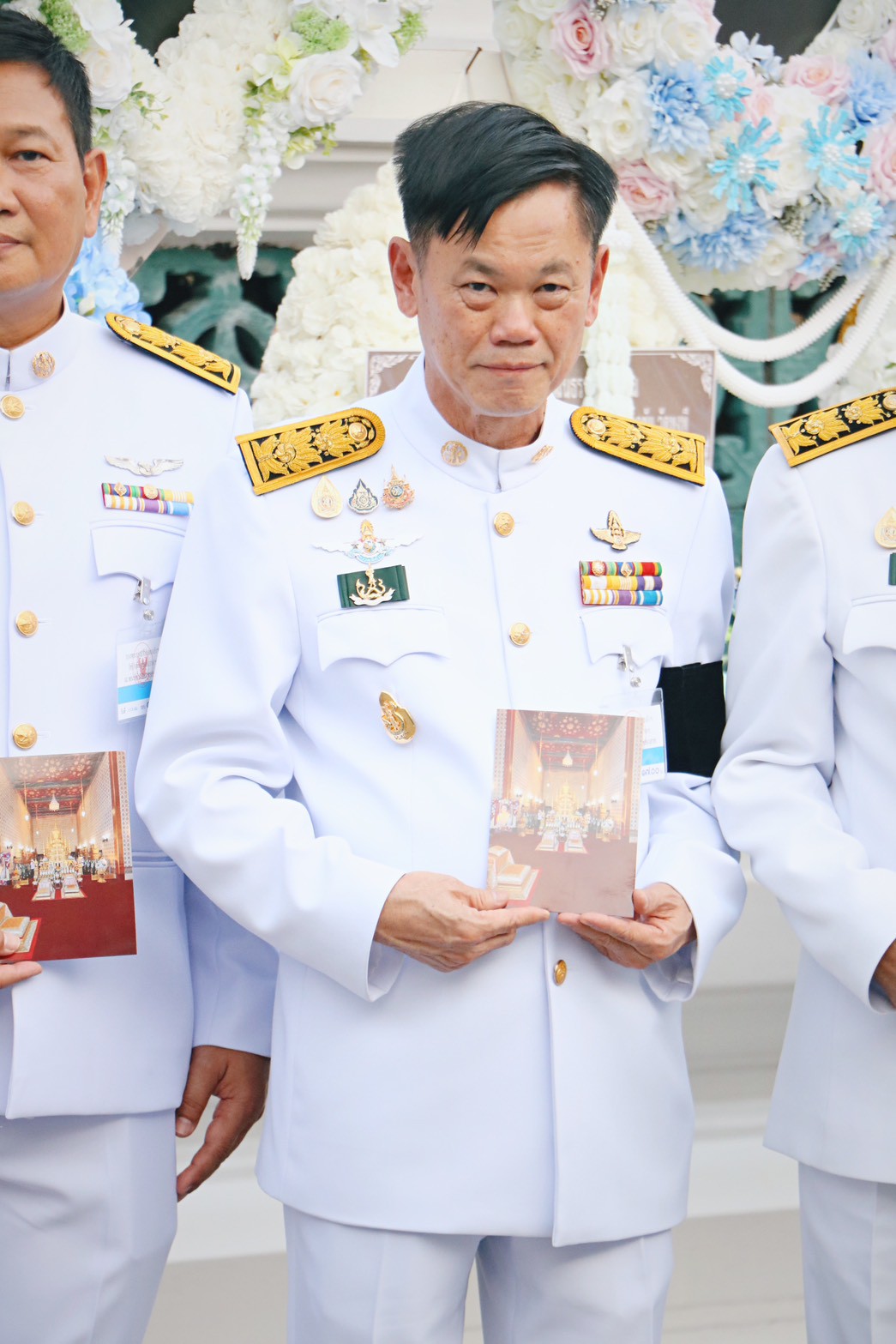 title - ส.ป.ก. ร่วมพิธีวางพวงมาลาถวายราชสักการะ ในพระพิธีธรรมสวดพระอภิธรรมพระบรมศพ สมเด็จพระนางเจ้าสิริกิติ์ พระบรมราชินีนาถ พระบรมราชชนนีพันปีหลวง ณ พระที่นั่งดุสิตมหาปราสาท